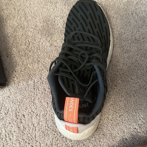 adidas NMD R2 womens - Picture 4 of 5